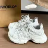 Zapatillas de papá con suela gruesa para mujer para primavera, que aumentan la altura, hacen que los pies parezcan más pequeños, súper populares en 2026, nuevo estilo europeo, zapatillas deportivas casuales de moda para la calle