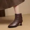 Botas de Cano Curto Femininas com Salto Agulha, Bico Fino, Forradas com Veludo Quente, Moda Inverno 2026, Versáteis, Para Baixinhas, Que Aumentam a Altura, Emagrecedoras, Botas de Algodão, Botas de Neve