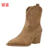LiuFu 2026 Nuevo en Stock Comercio Exterior Tallas Grandes Bordadas Moda Escote Bajo Botas de Mujer WISH Amazon Botas de Cuero para Mujer