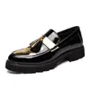 Estilo Coreano Moda Britânica Bico Fino Casual Sapatos de Couro Face Brilhante de Couro Envernizado Aumento Preguiçoso Sapatos da Moda Tênis Masculino