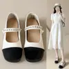 2026 Novos Sapatos Rasos de Couro de Verão Estilo Francês Bico Quadrado Raso Sapatos de Salto Único para Combinar com Saias Sapatos Mary Jane da Moda para Mulheres
