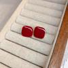 Brincos de amor com gotas de óleo geométrico vermelho agulha de prata, novos brincos de design de nicho, brincos retrô elegantes de outono e inverno