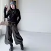 Conjunto para Niña para Primavera y Otoño 2026 Nuevo Conjunto Estilo Coreano para Niñas Mayores: Chaleco de Cuero, Camisa Básica, Pantalones Estampados de Leopardo Juego de Tres Piezas