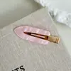 Venda Direta de Fábrica de Presilhas de Cabelo Acetato Seamless com Padrão de Concha Iridescente em Forma de Gota d'Água com Base Dourada, em Estoque e Personalizáveis