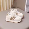 Zapatos Deportivos Nuevos de Primavera para Niños, Zapatos de Bebé para Niñas, Zapatos Blancos, Zapatillas de Correr Forrest Gump para Niños, Venta al por Mayor y Dropshipping