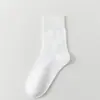 100% AlgodãoMeias Brancas Femininas de Verão Finas Meia-panturrilha Algodão Puro com Buraco Sapatos Sem Costura Anti-pilling Meias Curtas