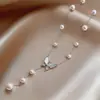 Collar de Flor de Nácar Mariposa de Zirconia Dulce Estilo Francés, Cadena Clavicular de Nicho de Lujo Ligero, Accesorio de Cuello Elegante Versátil para Mujeres