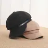 2026 Nuevo Estilo Coreano Gorra Octagonal Pequeña con Logo, Moderna y Versátil, Gorra de Boina Adelgazante, Gorra de Pato, Tendencia