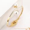 Pulseira europeia e americana transfronteiriça moda feminina econômica geométrica pérola diamante ouro rosa aço titânio pulseira barraca joias atacado