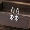 Brincos de Caveira Europeus e Americanos para Halloween para Mulheres, Acessórios Essenciais para o Feriado, Brincos Punk Fashionáveis e Únicos
