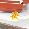Loja de Joias de Liga de Cobre Mesmo Estilo Diamante Cravejado Vermelho Rosa Pequeno Pingente de Cavalo para Mulheres, Ano do Zodíaco Cavalo, Acessório de Corrente para Suéter Estilo Chinês