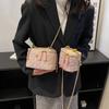 Bolso pequeño de hombro cruzado de nicho de moda popular de este año para mujer 2022 nuevo bolso cuadrado pequeño estilo Chiang de lana con cadena pequeña