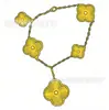 Pulsera Flor de Trébol de Cuatro Hojas Vanjia Tamaño Aleatorio para Mujer Ins Chapado Grueso Oro Rosa 18K Ágata Roja Ágata Negra Pulsera Venta al por Mayor