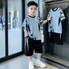 Ropa de Verano de Moda Casual para Niños Conjunto de Manga Corta de Secado Rápido 2026 Nuevo Verano Niños Medianos y Grandes Estilo de Verano Uniforme de Balón Deportivo Moderno