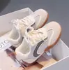 Zapatos estilo alemán para niños, color block, versión coreana, estilo nuevo, zapatillas de plataforma, 2026, primavera y otoño, suela plana, versátiles, zapatillas blancas pequeñas, zapatillas deportivas casuales, modernos
