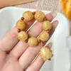 Pulseira de Raiz de Bodhi Queimada em Carvão, um Tesouro Mundialmente Famoso, Macia ao Toque, Esculpida para Alunos Brincarem e se Mexerem, um Brinquedo de Torcer a Mão para Alívio do Estresse