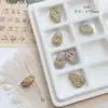 Vidrio checo doméstico vintage hortensia mariposa oso hojas hechas a mano trazado oro pulsera DIY material accesorios