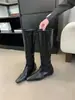 Botas de Cano Alto Sazonais First Encounter, Botas de Cano Ajustado, Nova Coleção Outono/Inverno 2026, Bico Quadrado Retrô, Efeito Emagrecedor, Salto Escondido, Botas Longas para Mulheres