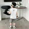 Conjunto de Verano para Niños 2026 Estilo Nuevo Camiseta sin Mangas de Dibujos Animados para Niños Pantalones Cortos de Moda Conjunto de Dos Piezas de Verano para Bebé Moda 3