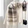 Cachecol Atmosférico de Alta Qualidade Meilade para Mulheres, Novo Estilo Coreano Inverno 2025, Aquecedor de Pescoço Versátil Espessado de Pelúcia Mohair para Outono