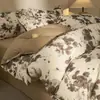 2026 Nuevo Juego de Cuatro Piezas Estilo Retro de Algodón y Lino Sábana y Funda de Edredón de Algodón Puro Floral para Dormitorio del Hogar Ropa de Cama