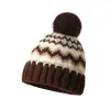 Gorro tejido de lana cálido estilo Fair Isle con pompón para mujer, otoño e invierno, engrosado, forrado de polar, protector de orejas, venta al por mayor