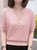Blusa de Tricô Europeia com Renda, Decote em V, Bordada, Manga Curta 2026 Nova Moda Nicho Elegante Emagrecedora