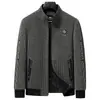Jaqueta masculina de lã com pele de carneiro, estilo business casual, espessada para aquecimento, adequada para outono e inverno, projetada para homens de meia-idade e também uma ótima opção para pais.