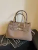 Bolso de mano de lujo ligero transfronterizo para mujer, nuevo, elegante, retro, para el trabajo, tipo cubo, versátil, de nicho, de un solo hombro, cruzado, moderno