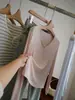 Recomendação Pessoal do Vendedor: "Nuvens Que Respiram" Malha de Lã e Seda Gola Henley Macia e Amiga da Pele Emagrecedora Camiseta de Manga Longa para Mulheres