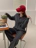 Conjunto de Suéteres Grossos Casual e Estiloso para Mulheres, Nova Versão Coreana com Design de Botões Únicos, Conjunto de Calças de Perna Larga Simples e Emagrecedor para Mulheres