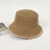 Novo chapéu feminino de outono e inverno, chapéu de pescador de veludo cotelê estilo coreano, quente e adequado para uso ao ar livre, design reversível, moderno com aba larga e feito de lã macia