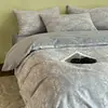 Conjunto de Quatro Peças de Algodão Escovado Espesso de Alta Qualidade, Lençol de Cama 100% Algodão, Capa de Edredom, Lençol com Elástico, Conjunto de Três Peças para Dormitório, Roupa de Cama de Luxo Leve