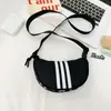Bolsa de Bollo Casual para Niños y Niñas Bolsa Cruzada Ultraligera Hombro Único Simple Versátil de Moda Genial Bolsa Rayada con Letras para Niños