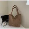 Bolso Tote Vintage Texturizado de Gama Alta para Mujer, Tendencia Otoño 2025, Gran Capacidad, Lujo Ligero, Casual, de Hombro/Debajo del Brazo