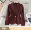 Venta al por mayor transfronteriza de tops de otoño e invierno 2026 nuevo atuendo profesional blazer de manga larga para mujer con cuello de traje pequeño