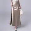 Falda de satén estilo sirena, corte ajustado, adecuada para ir al trabajo, de longitud media, nueva moda otoño 2026, elegante falda francesa de luz de luna