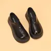 Sapatos Loafer de Sola Grossa para Mulheres Primavera e Outono 2026 Tendência Estiloso Versátil Slip-On Dupla Utilização Sapatos de Couro com Solas Macias