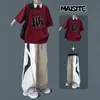 Conjunto de Verano 2026 Nuevo Estilo Urbano Camiseta con Estampado de Letras + Pantalones Anchos con Cremallera y Retazos para Hombre