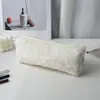 Almofada Quente de Pelúcia Macia, Várias Cores Disponíveis, Almofada Confortável e Amiga da Pele para Sofá, Cama e Cochilo