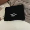 Novo Lenço para Mulheres Medela de Alta Qualidade Tricotado Bordado Moda Lenço Versátil Cor Lisa Estudante Lenço Quente Coreano