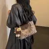 2026 Elegante Bolso Nuevo de un Solo Hombro Gran Capacidad para Mujer Hermoso Bolso Retro para el Trabajo Bajo el Brazo Estampado de Leopardo Rad Moda