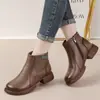 Botines retro y elegantes para mujer, colección de invierno 2026, con cordones, suelas antideslizantes, forro suave de algodón para abrigar y un diseño de cuero a la moda