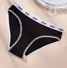 Roupa Íntima Feminina de Algodão Puro Transfronteiriça Feminina Macia e Confortável para Meninas Tamanho Grande Cintura Média-Baixa Cueca Boxer para Esportes e Fitness