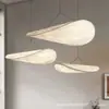 Araña de comedor estilo wabi-sabi con hoja de loto, araña de hoja para escalera de doble altura, araña de tela de diseñador de arte vintage, hierro