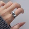 Anillo de Calavera Estilo Oscuro Flor de Cinco Pétalos Moderno Genial Hip-hop Personalizado Chapado en Plata Anillos de Dedo para Hombres y Mujeres Fuentes de Comercio Exterior