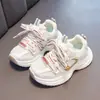 Tênis Dad Shoes Infantil 2026 Primavera Novo Estilo Tênis de Malha com Solado Macio para Meninas, Tênis de Corrida Estiloso e Versátil para Meninos