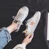 Gran Venta 2025 Primavera y Verano Nuevos Zapatos Blancos Versátiles para Mujer Estilo Coreano Tenis Zapatos Modernos para Estudiantes Planos Cuero Zapatos de Entrenamiento Alemanes
