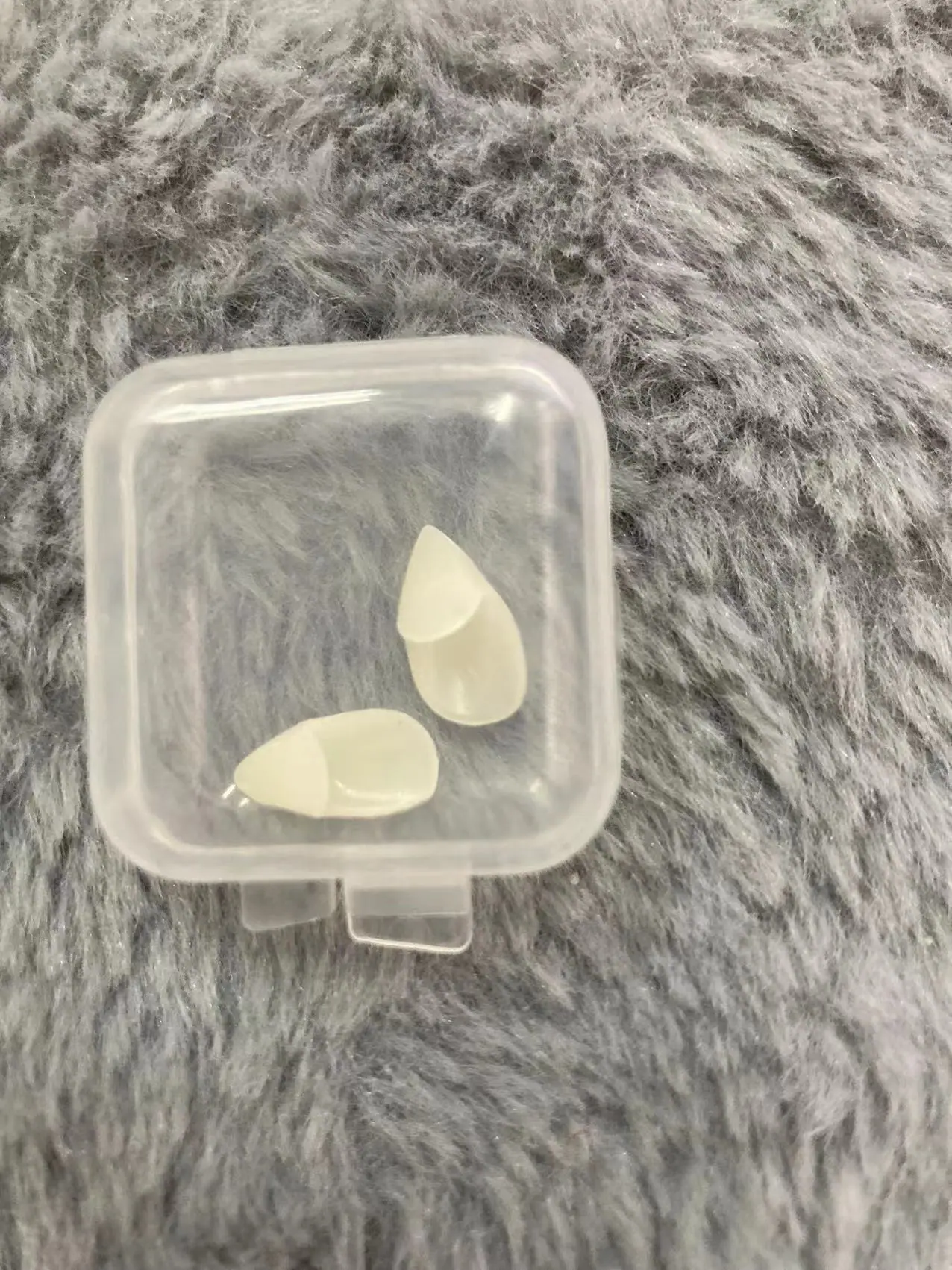 15 (2)