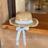 Sombrero de Paja de Rafia de Ala Ancha Dulce Estilo Francés para Niñas con Flecos para Vacaciones de Verano en la Playa Protección Solar con Correa